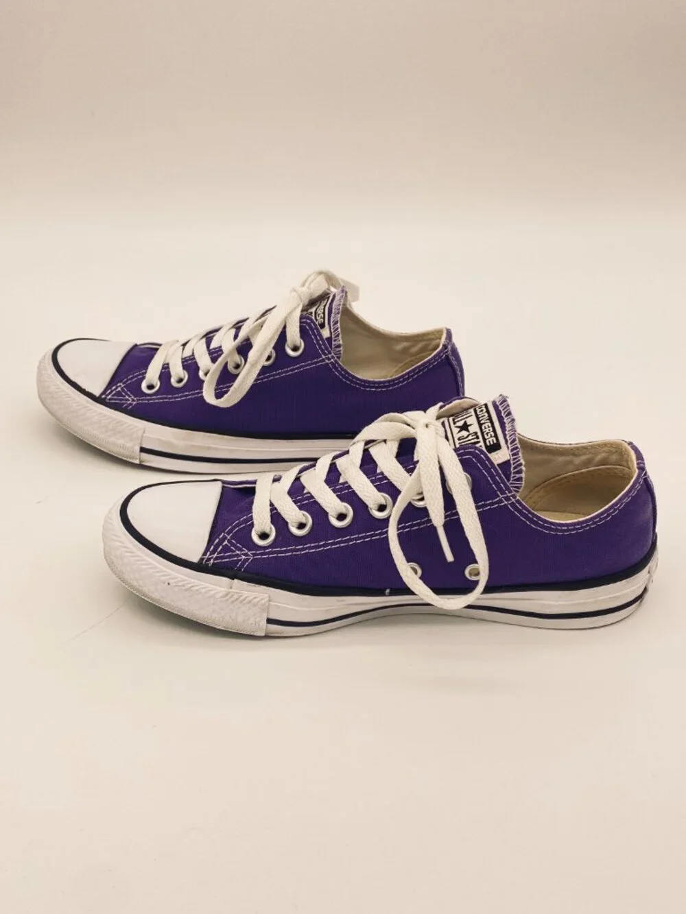Converse Chuck Taylor All Star Men's 4.5 Women's 6.5 Low-Top-Electric Purple - Picture 6 of 9